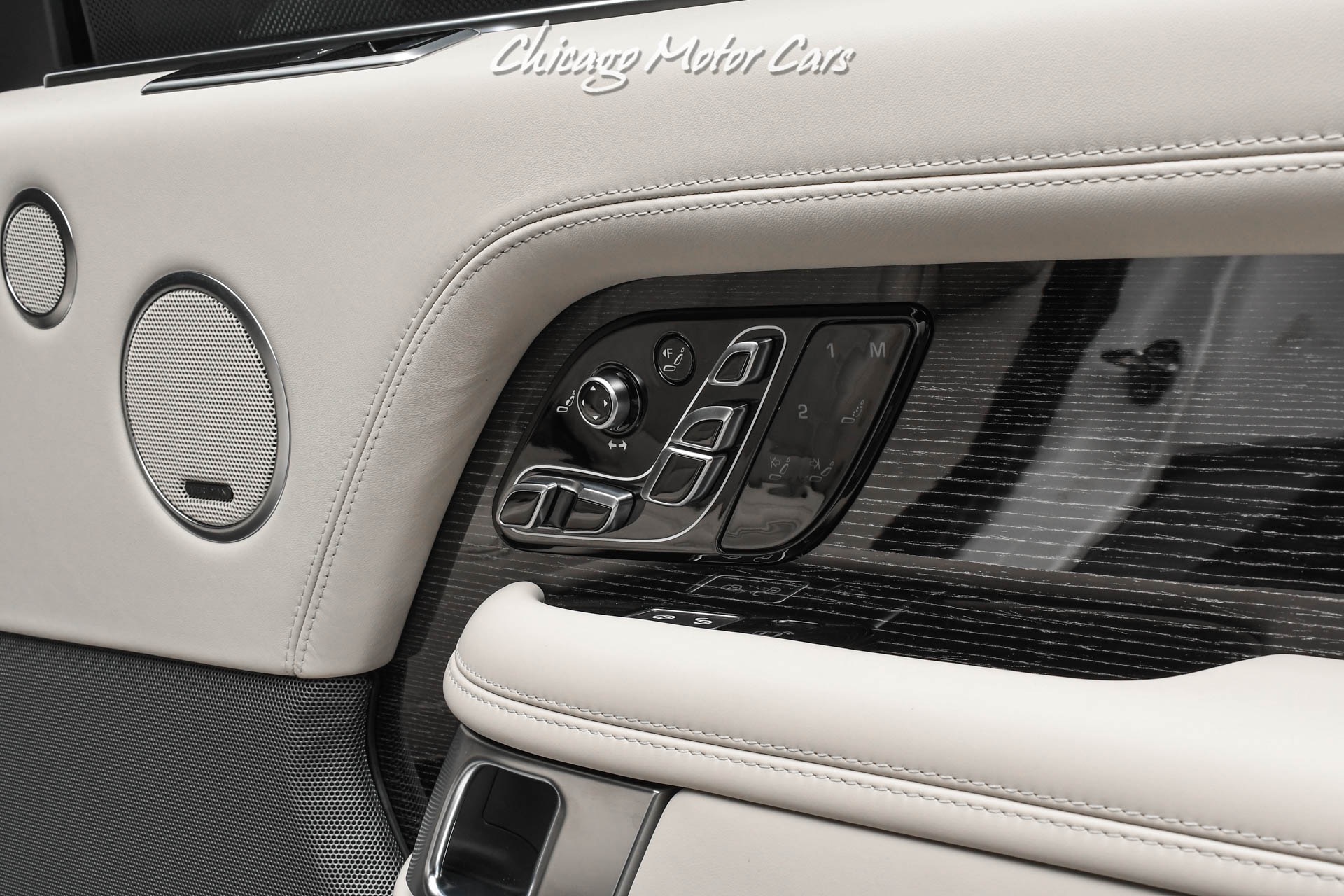 Range rover svo