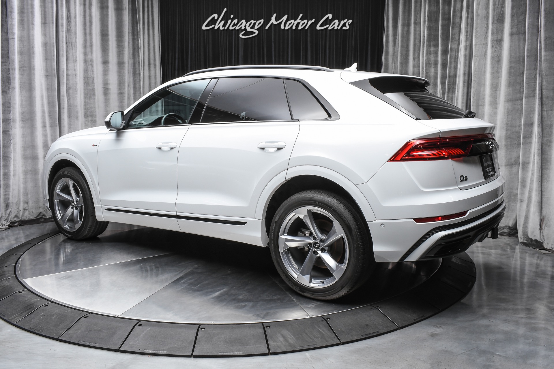 2019 Audi Q8 3.0T Quattro Prestige LUXURY PACKAGE! BLACK